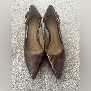 Joan & David Luxe Series Tan Sandals